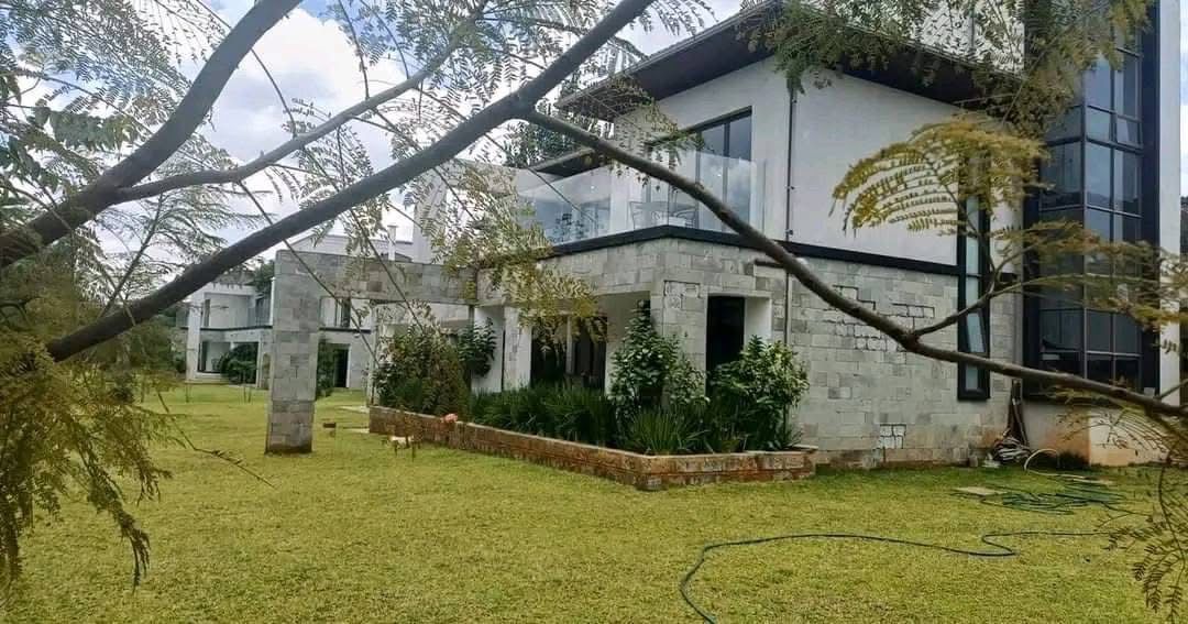 5 Bedroom image 3