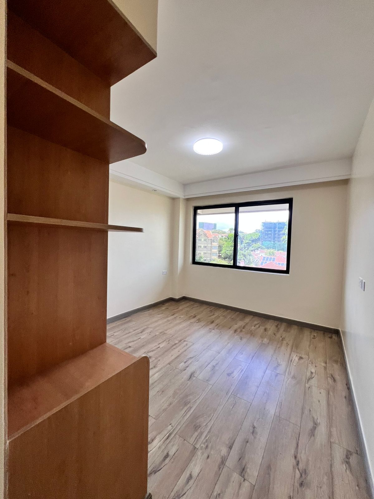 2 Bedroom Apartment image 5