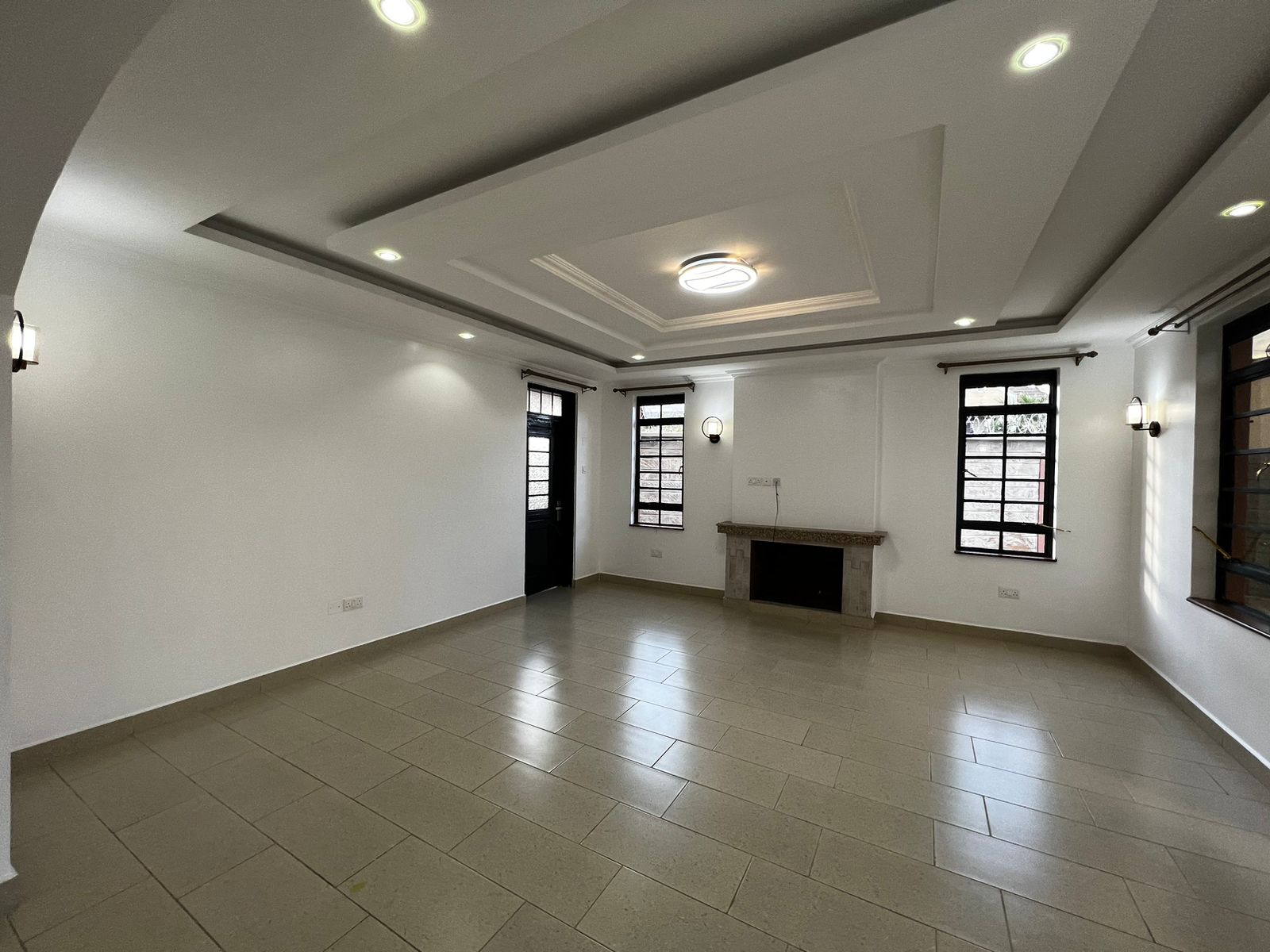 Elegant 4-Bedroom Home with SQ for Rent image 9