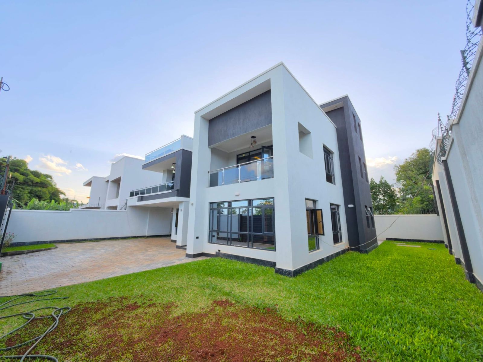 Mugutha 4 bedroom for sale image 9