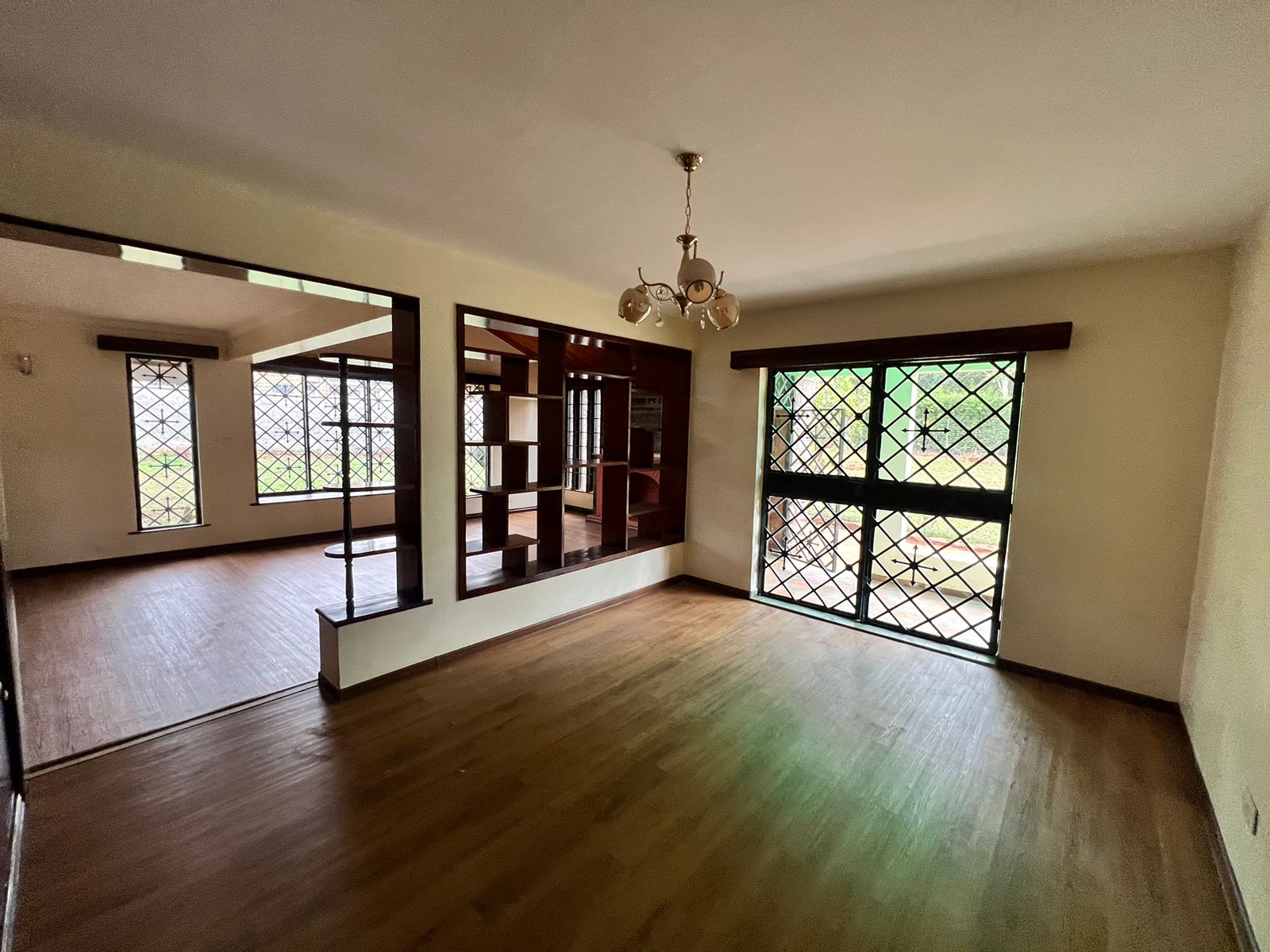 5-Bedroom+2DSQ image 10