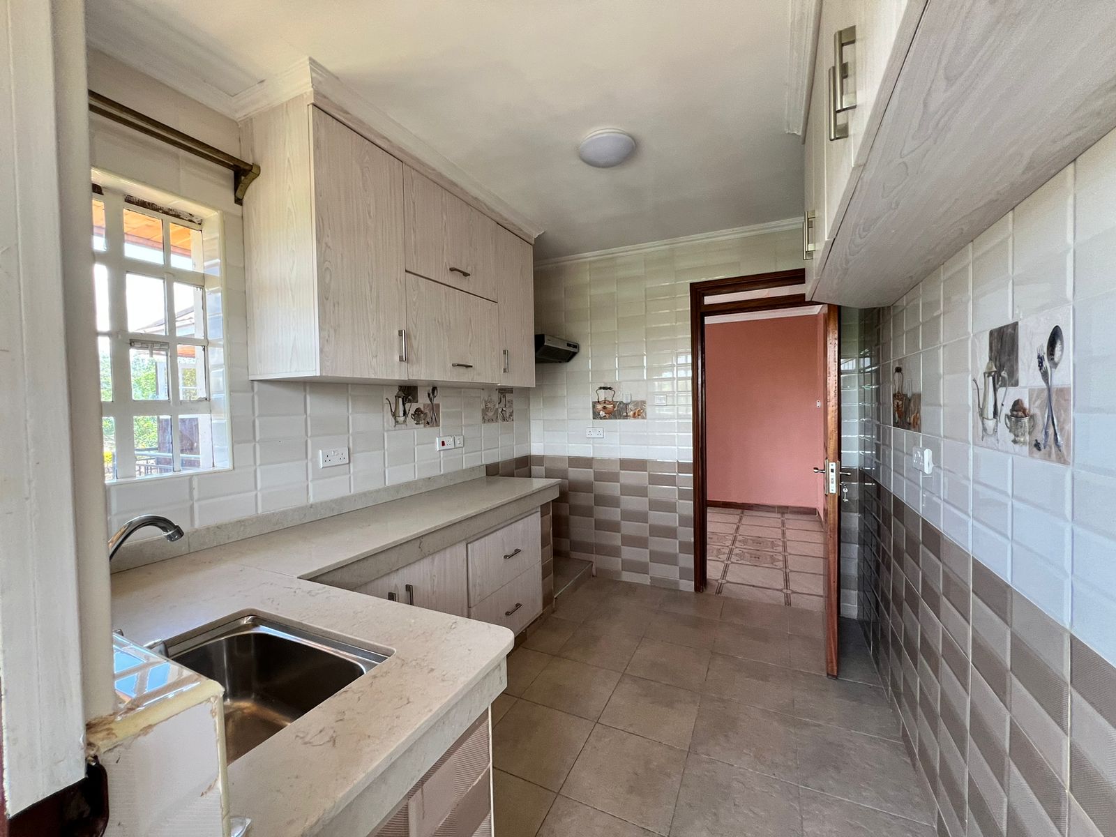 3-Bedroom image 2