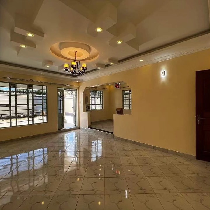 3-Bedroom+DSQ image 3