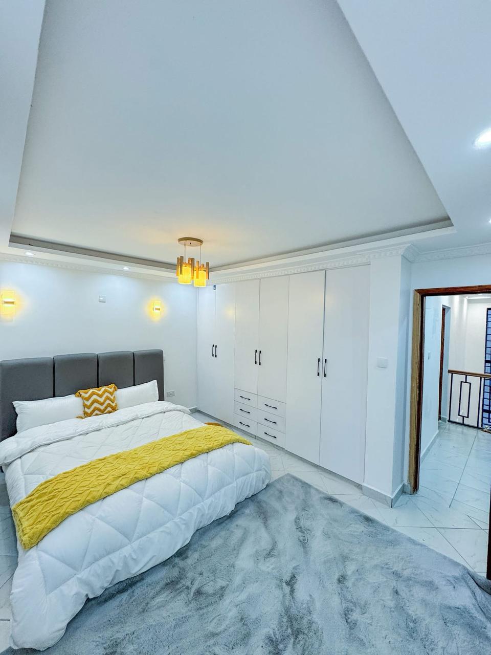 4 Bedroom Townhouse image 13