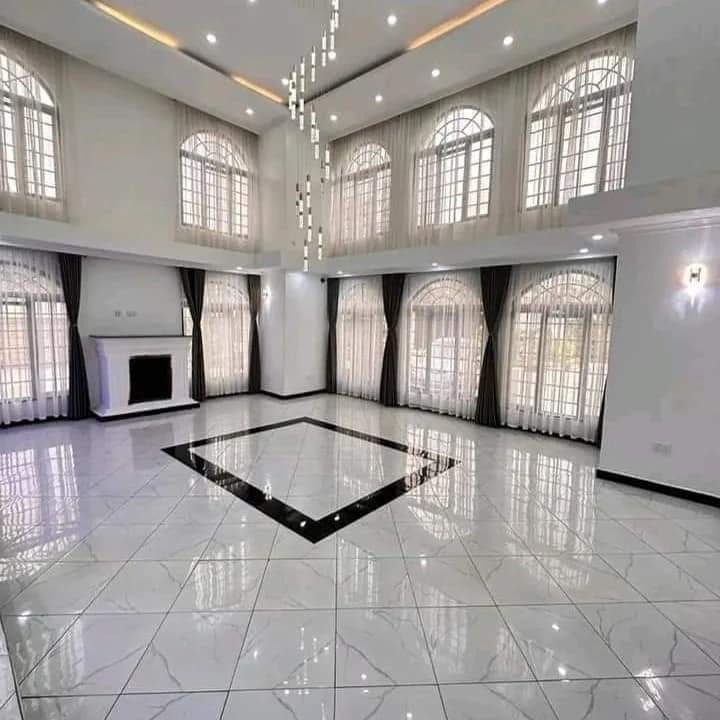 7-Bedroom Townhouse with DSQ for Sale in Karen image 9