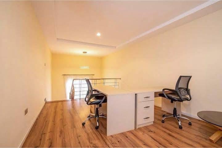 4 Bedroom Townhouse image 7