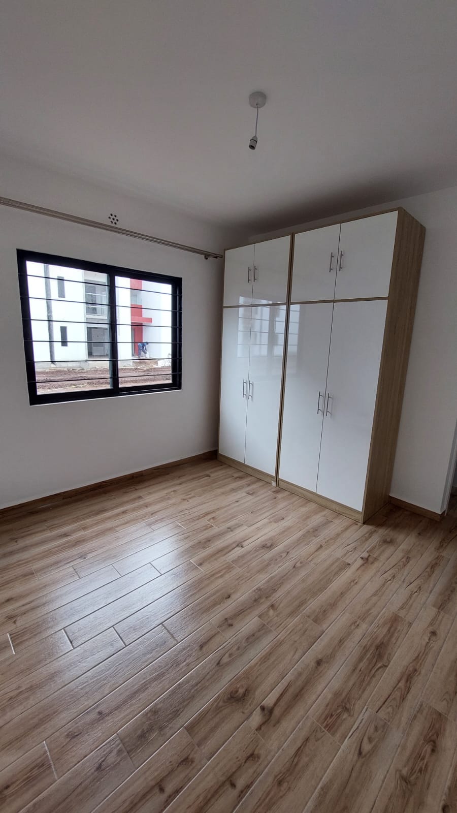 2-bedroom image 5