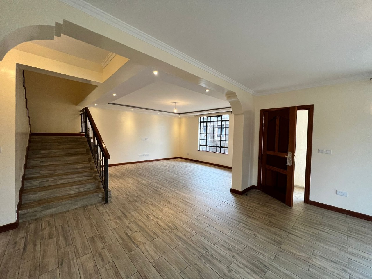 5-Bedroom+DSQ image 6