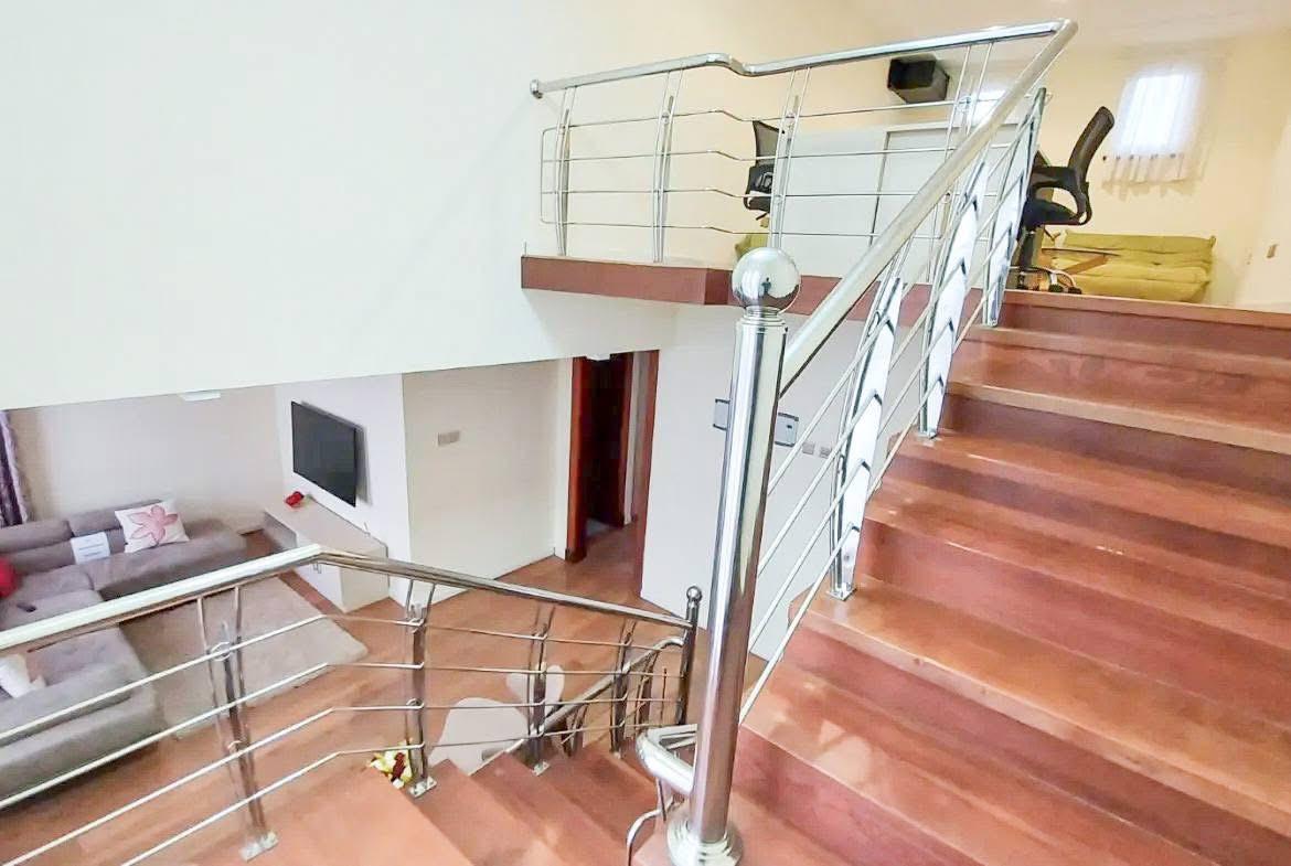 4 Bedroom Townhouse image 8