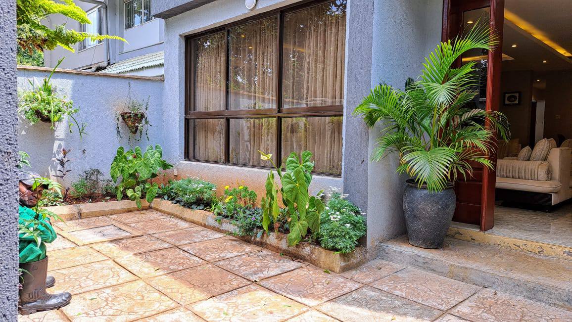 3 Bedroom Villa image 2