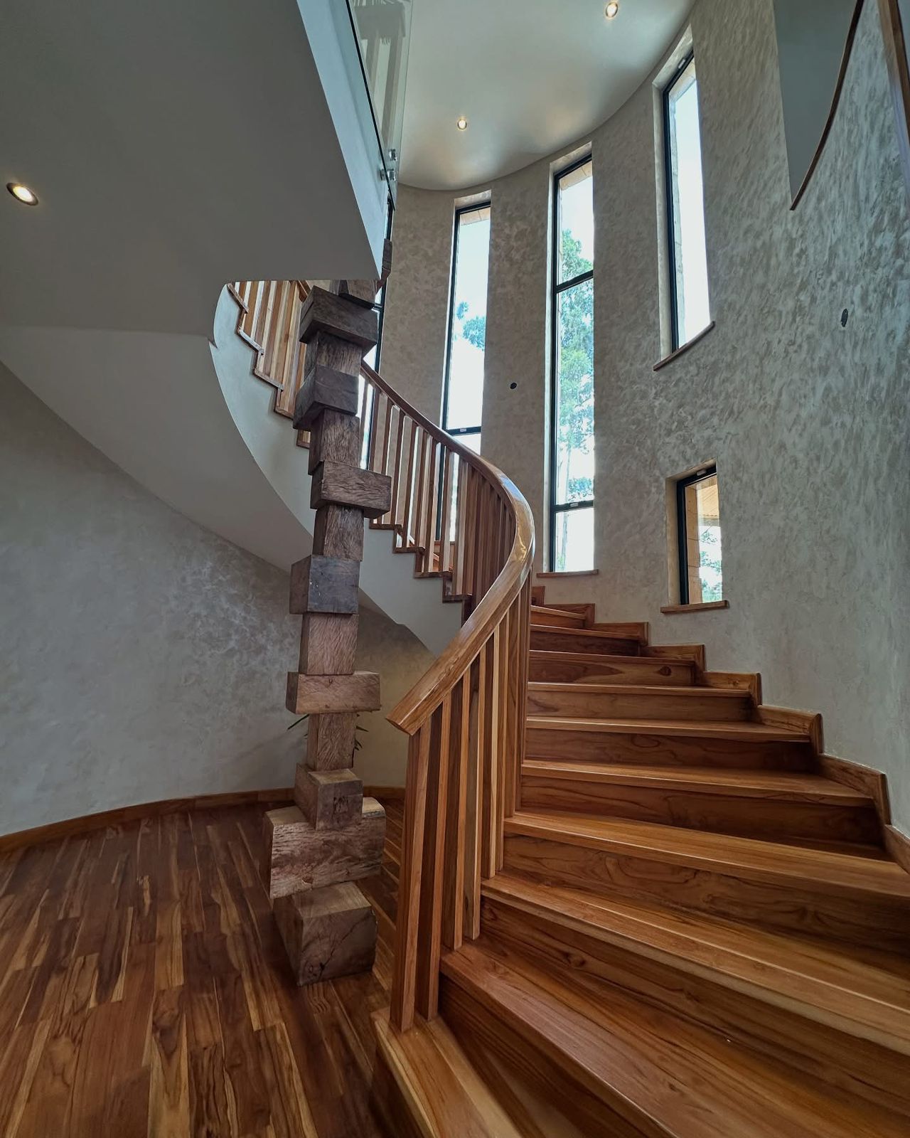 4 Bedroom and Dsq image 20