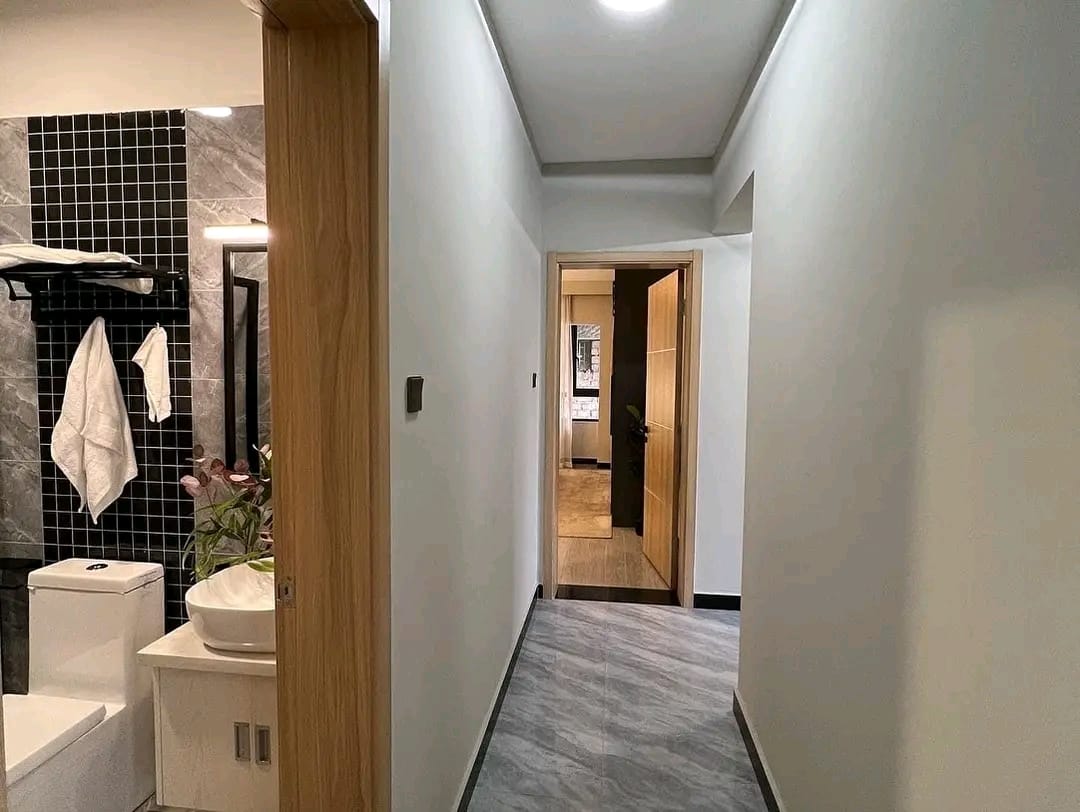 3-Bdroom+SQ image 2