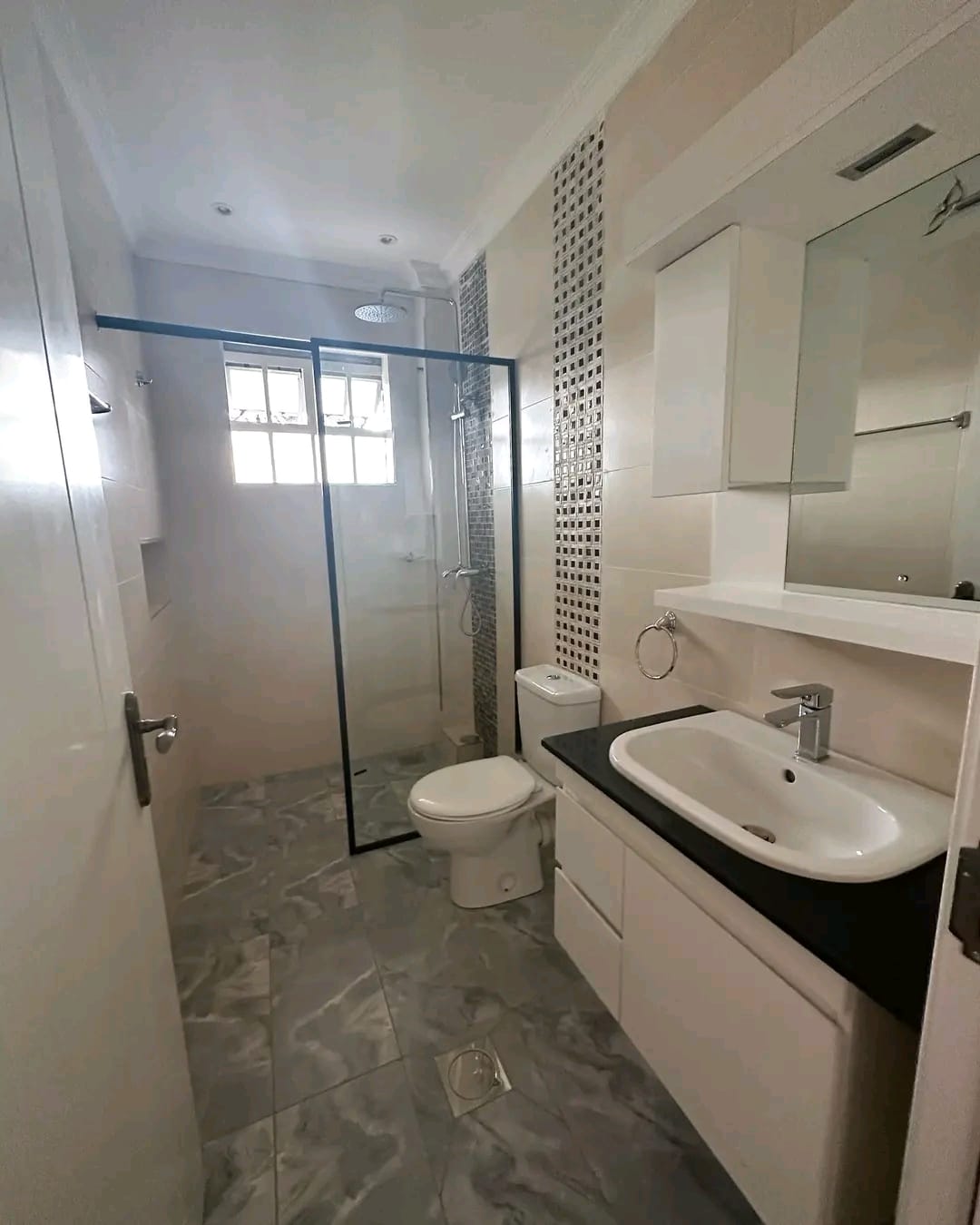 4-Bedroom+DSQ