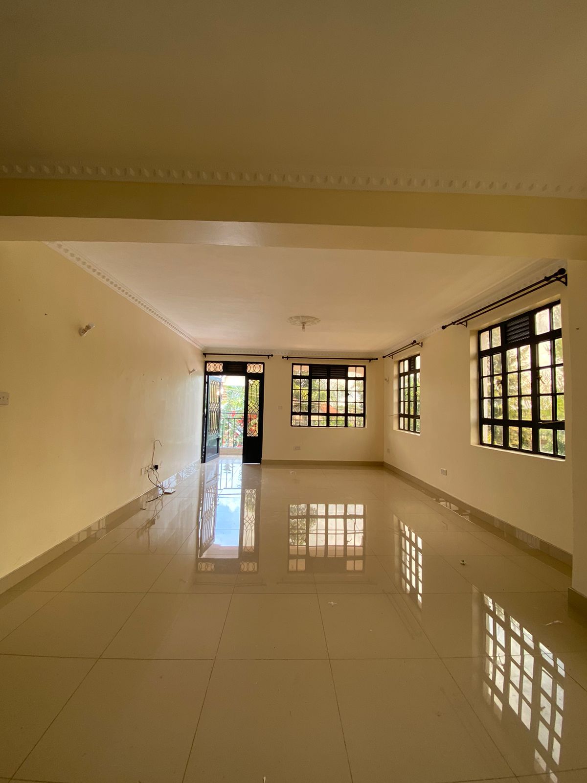 4-Bedroom image 5