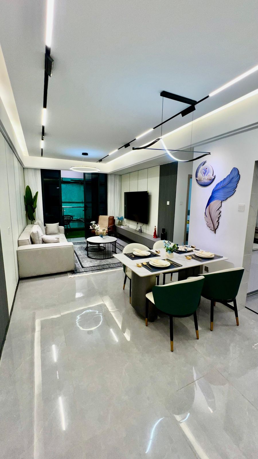 3 Bedroom Apartment image 7